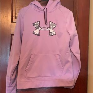 Under armour sweatshirt